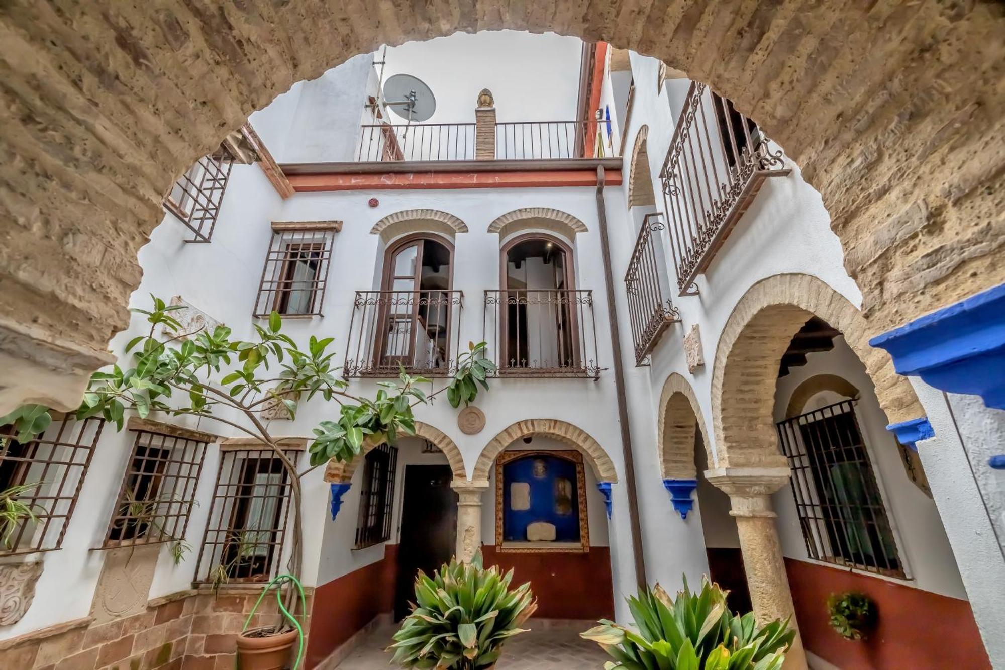 El Capricho De 1849 & Parking Apartment กอร์โดบา ภายนอก รูปภาพ